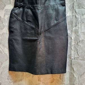 Vintage Genuine Leather Mini Skirt V design Black Size Small